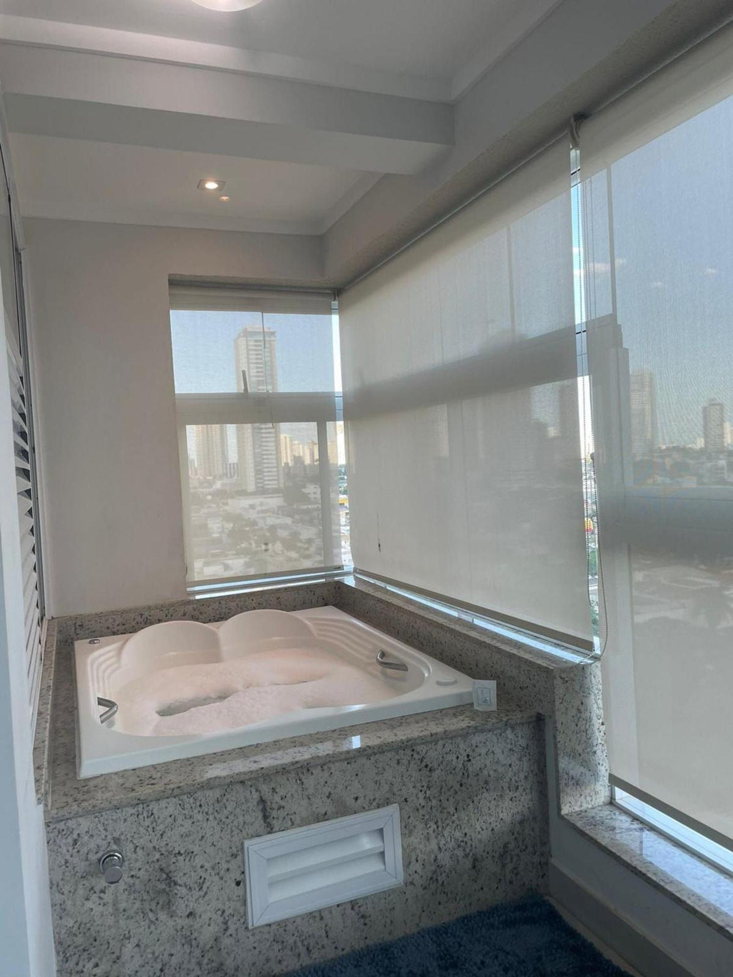 1 Qts.| 2 Hosp. | Jacuzzi Na Varanda | Linda Vista Goiania Exterior photo