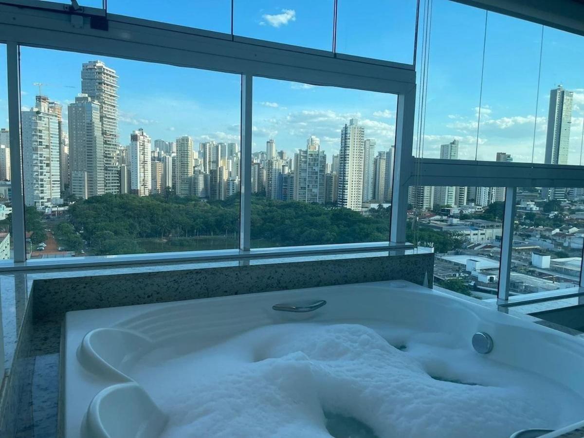1 Qts.| 2 Hosp. | Jacuzzi Na Varanda | Linda Vista Goiania Exterior photo